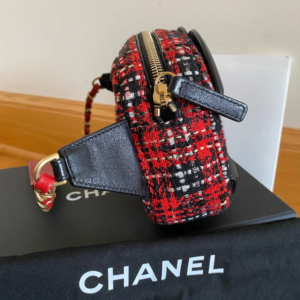 Chanel tweed belt bag